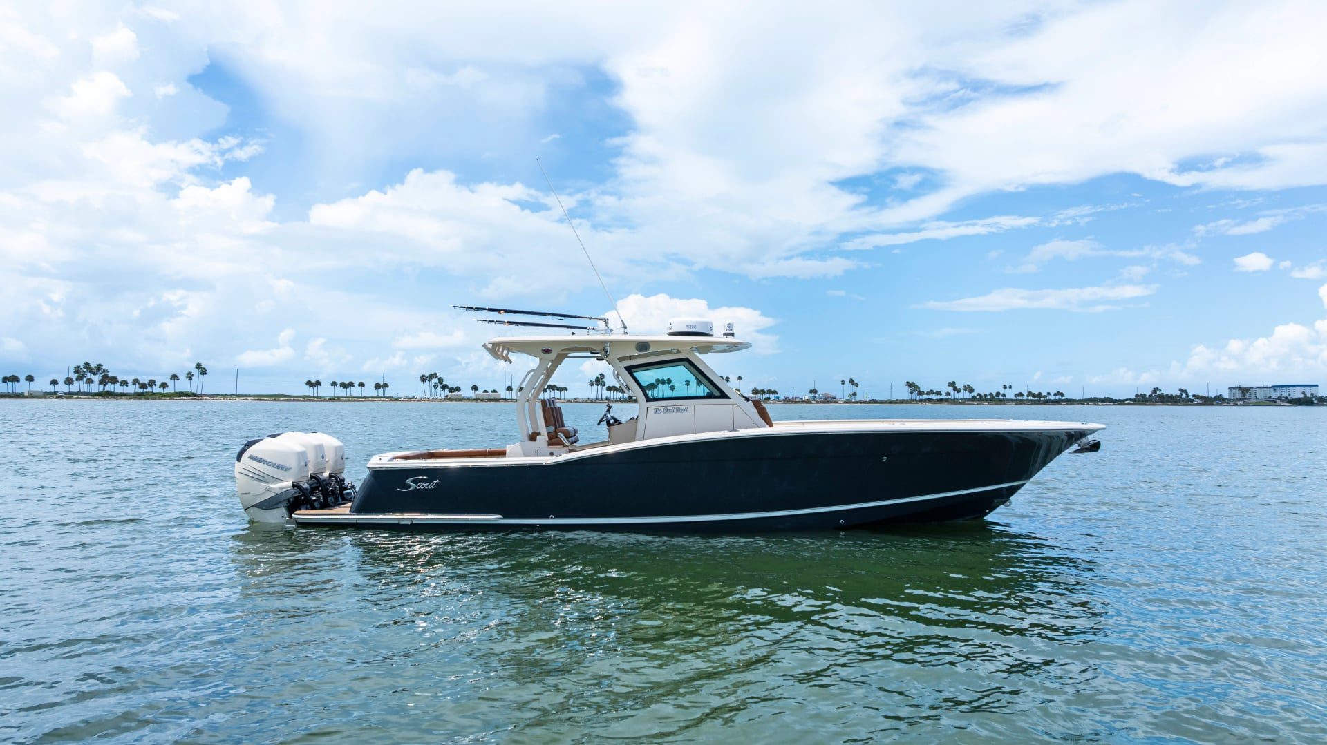 2018 Scout 355 LXF - photo 1