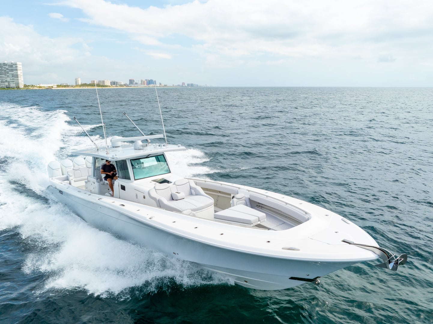 2026 HCB 53 Suenos - photo 2