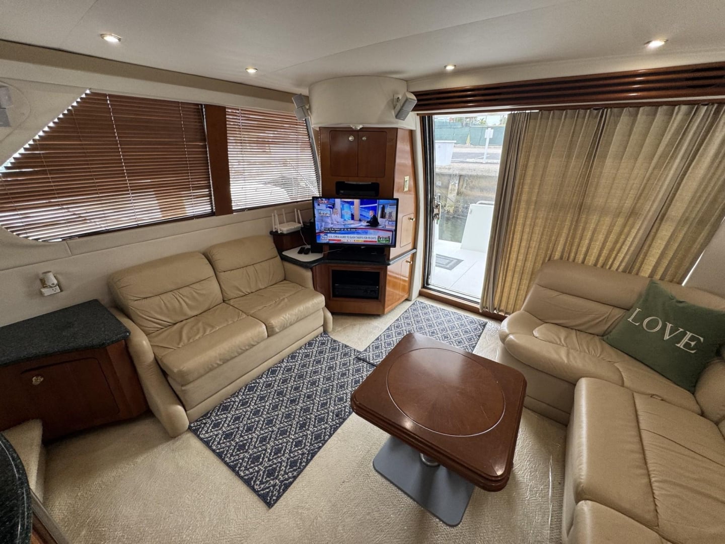 2000 Carver 450 Voyager Pilothouse - photo 2