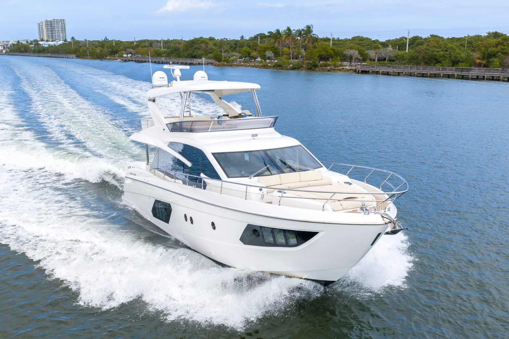 2018 Absolute 60 Fly - photo 3