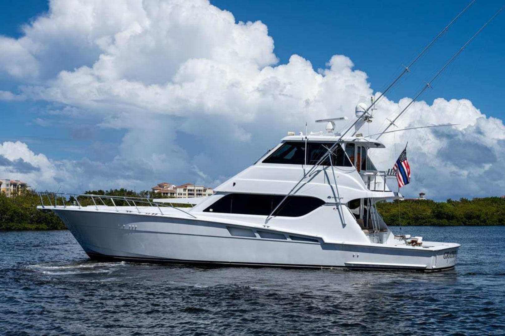 2004 Hatteras Enclosed Bridge - photo 1