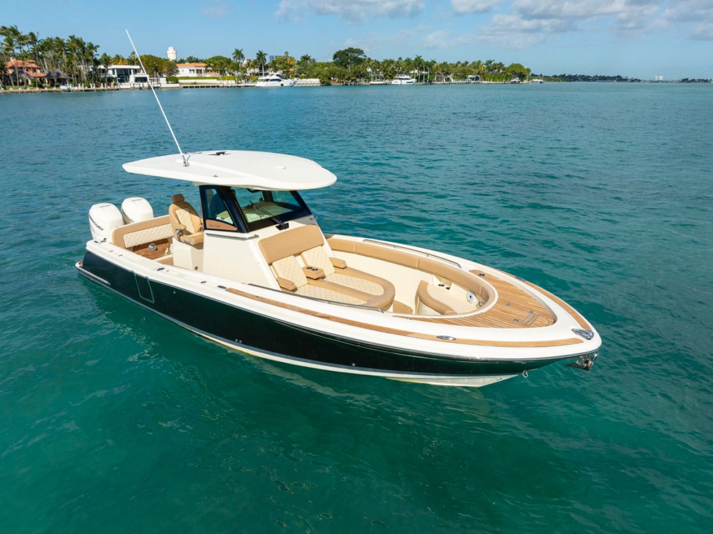 2022 Chris-Craft Catalina 30 - photo 2