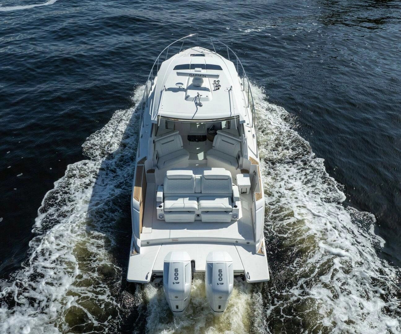 2022 Tiara Yachts 43 LE "3Ss" - photo 3