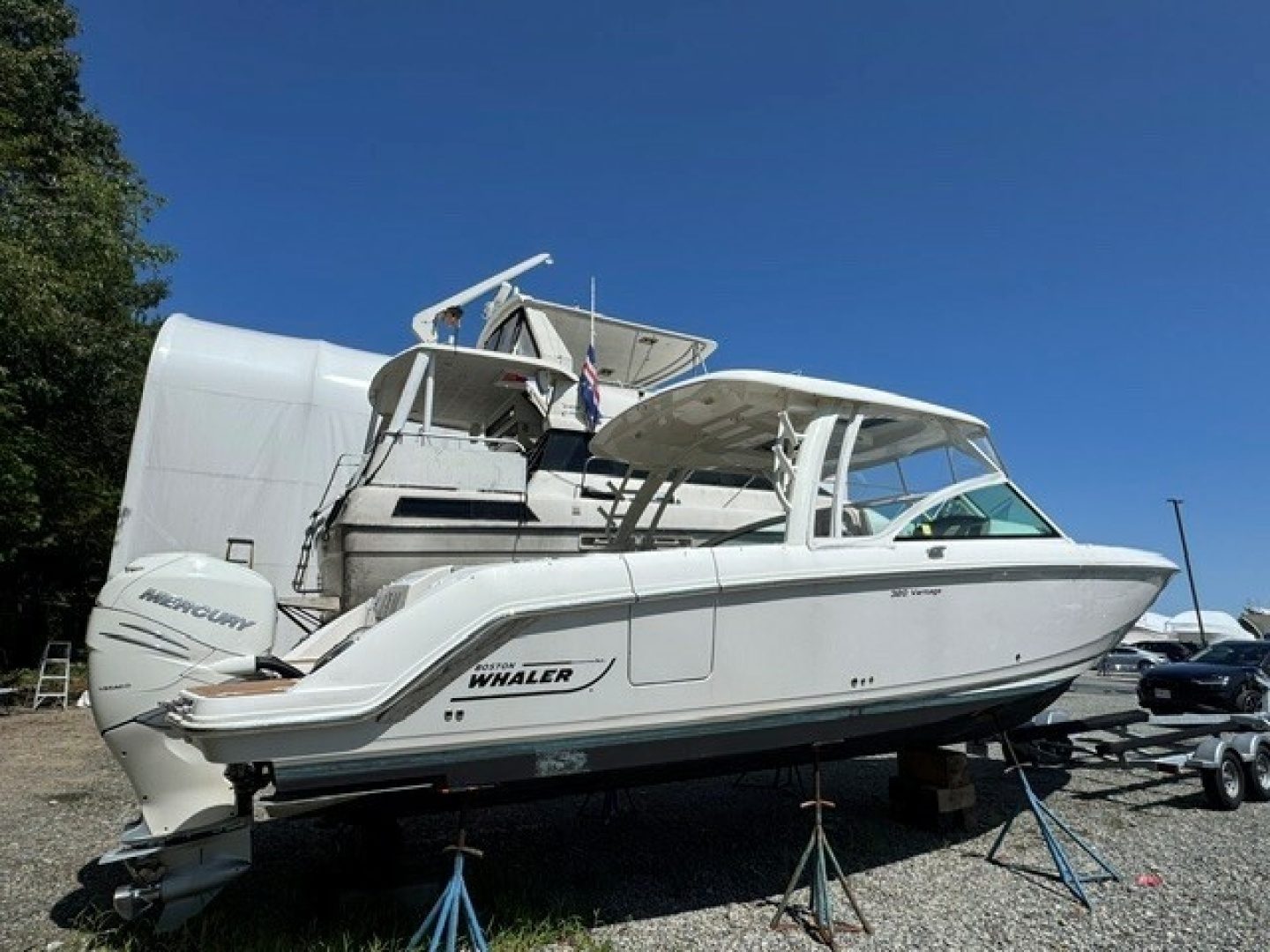 2018 Boston Whaler 320 Vantage "G-MAN" - photo 2
