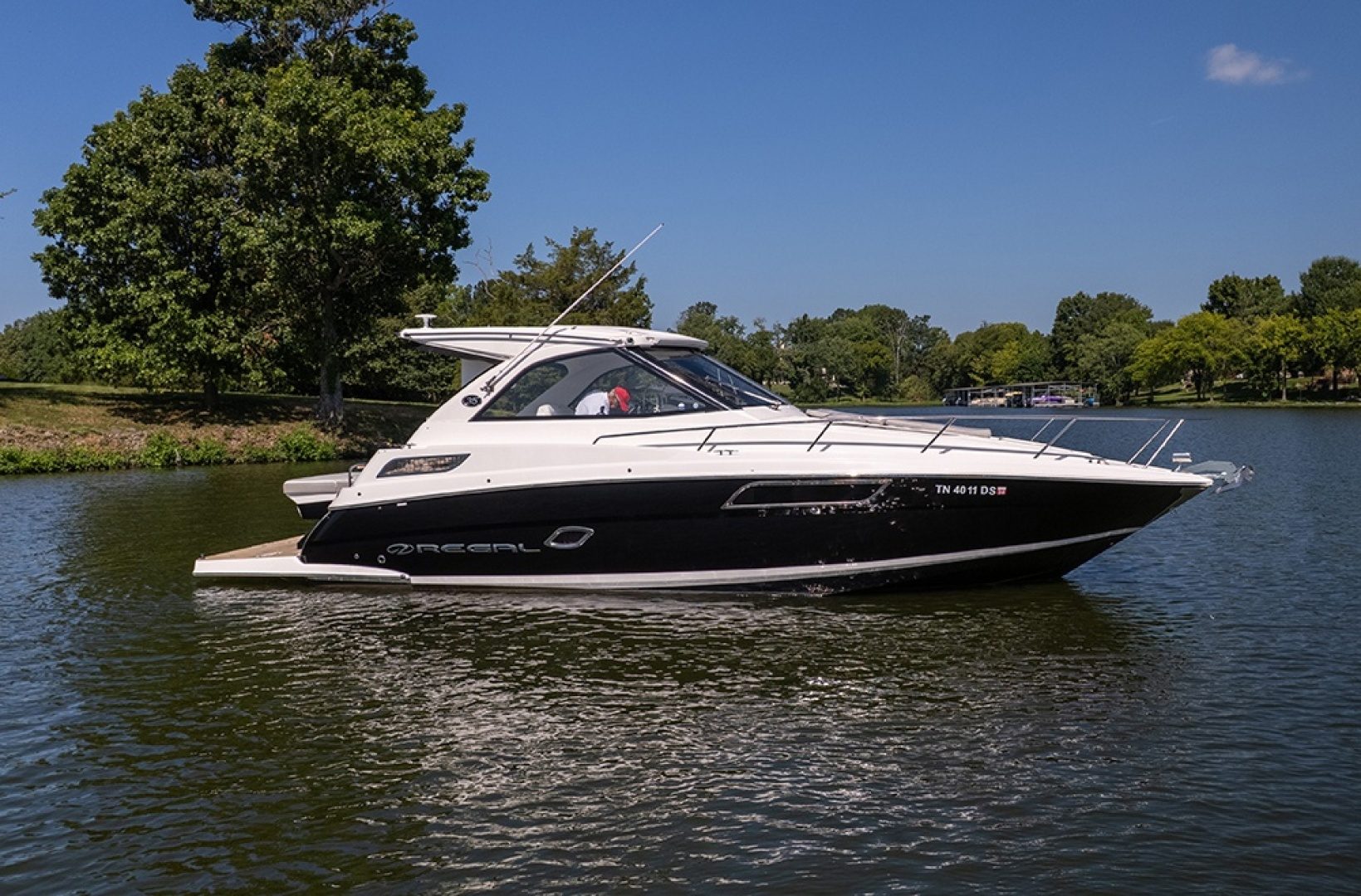 2019 Regal 35 Sport Coupe "ENDLESS SUMMER" - photo 2