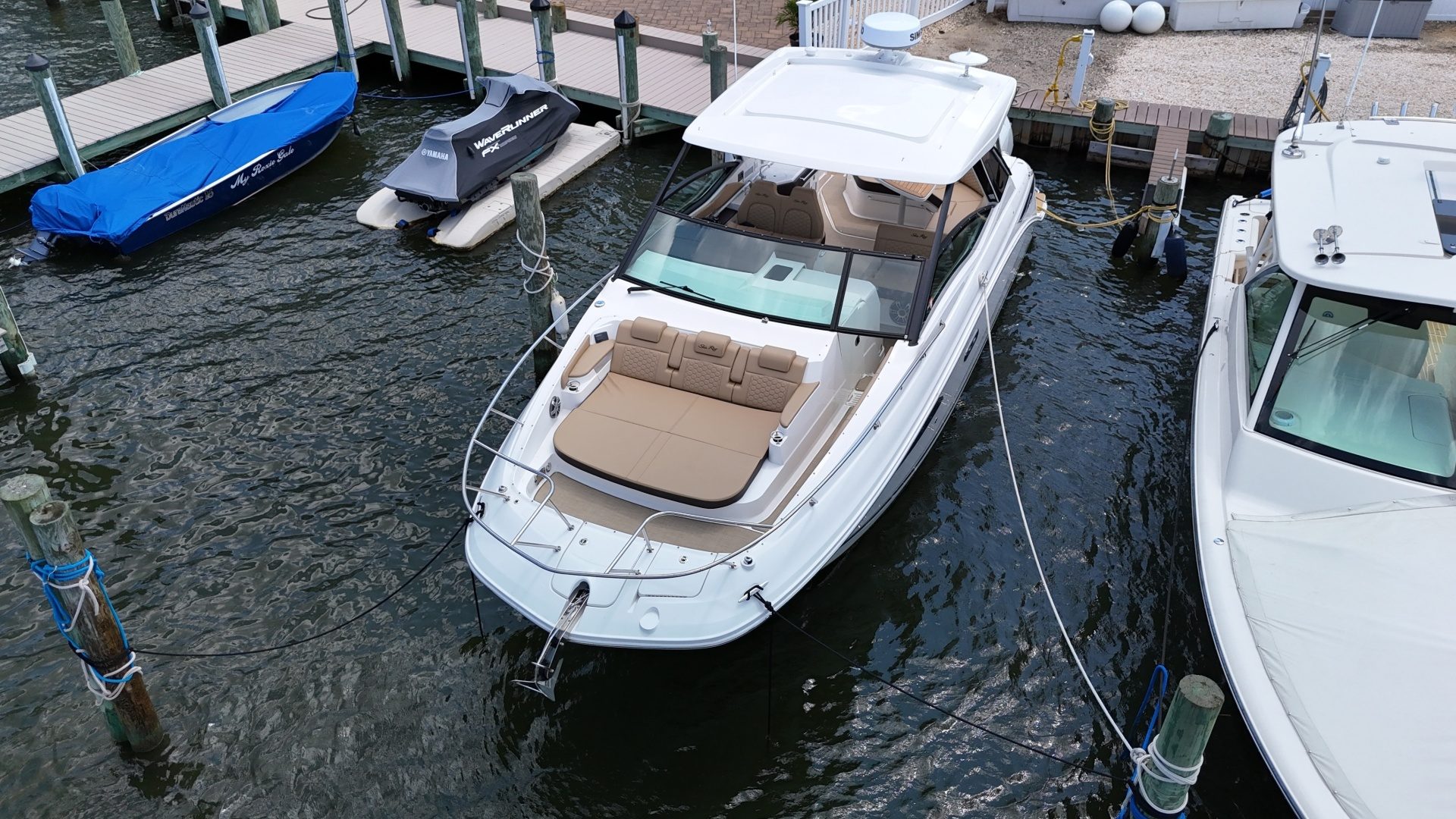 2025 Sea Ray 320 Sundancer OB "At Last" - photo 3