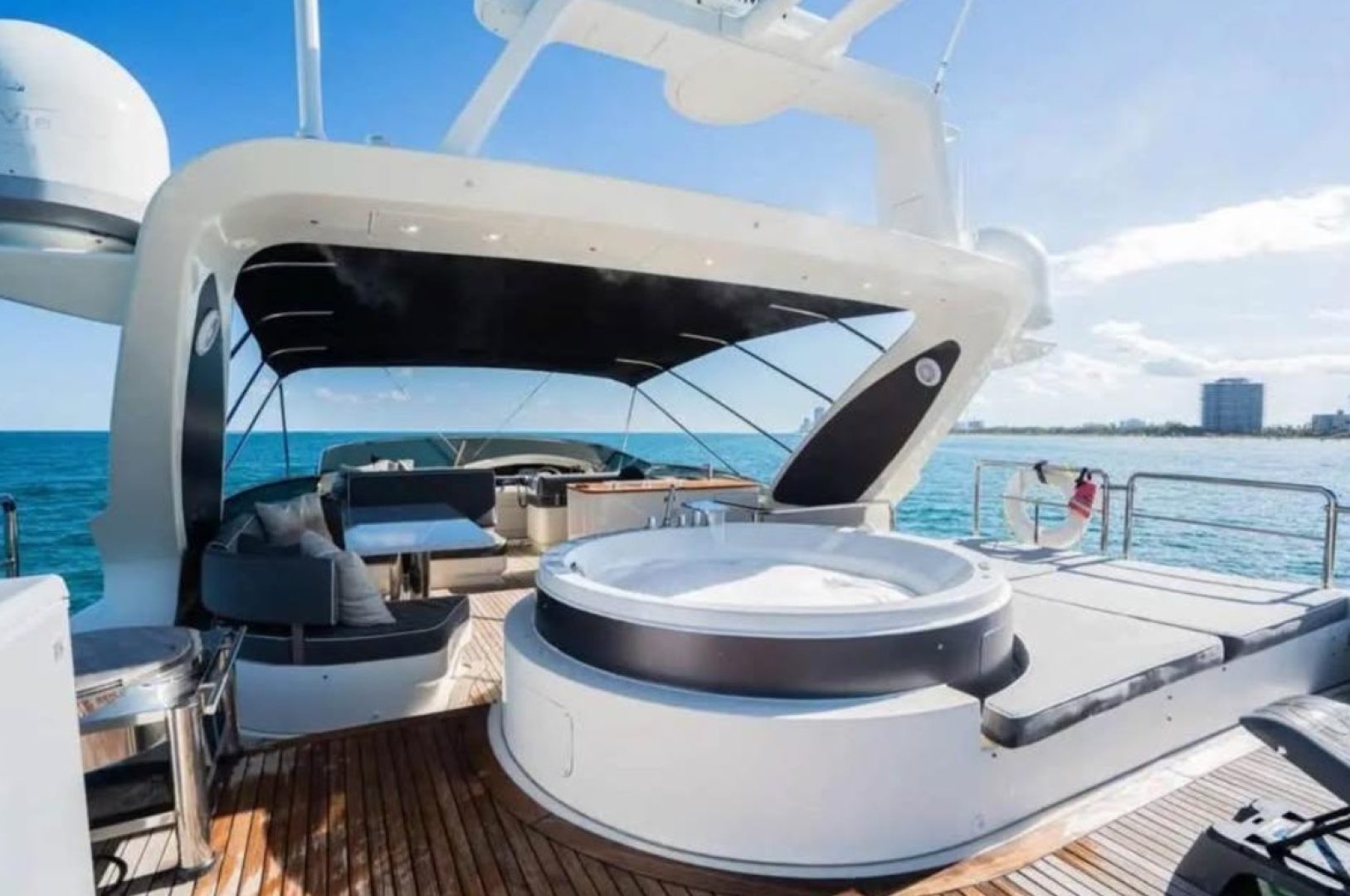 2010 Azimut 100 Leonardo - photo 3