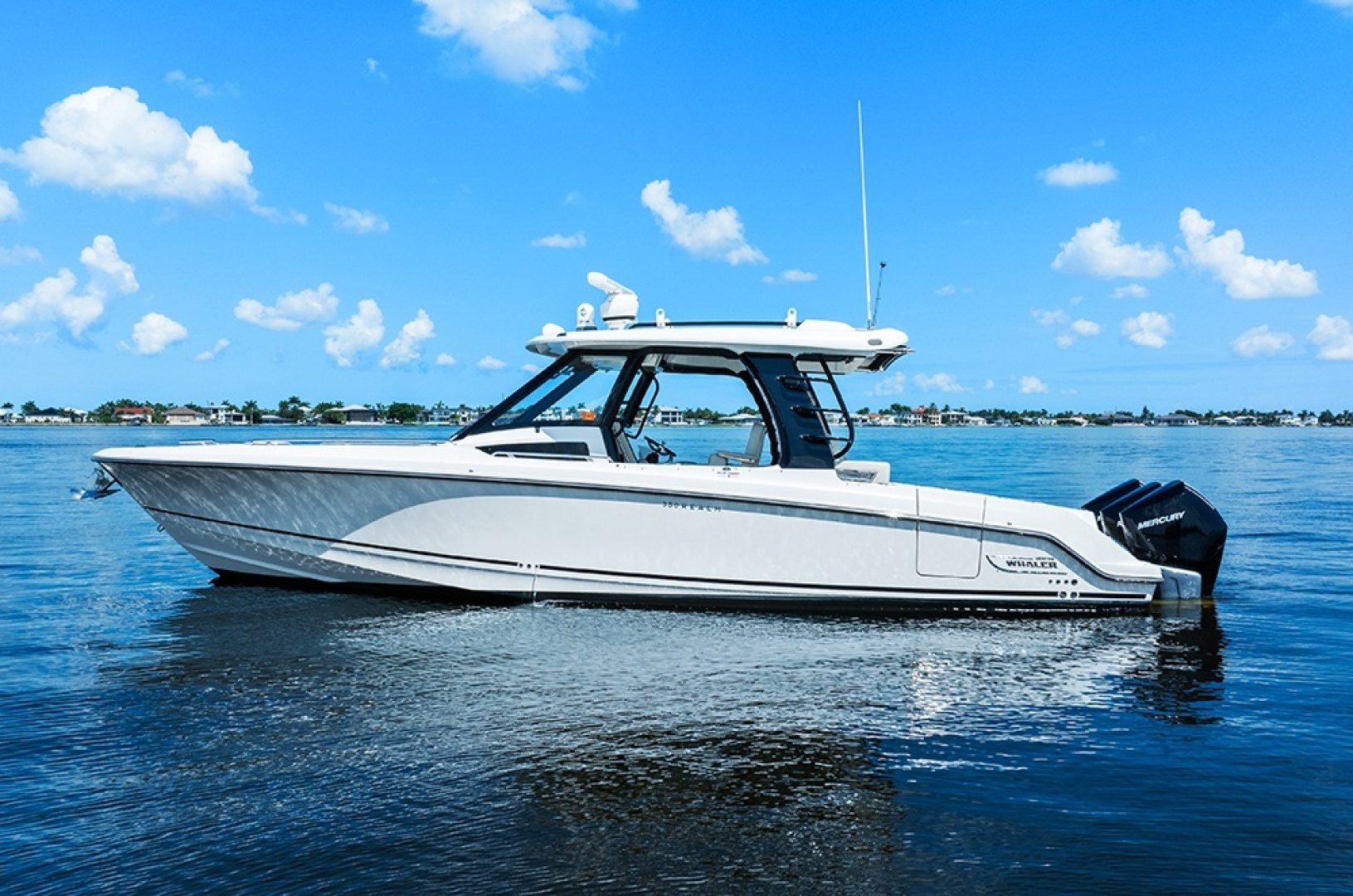 2023 Boston Whaler 350 Realm "UNPLUGGED" - photo 2