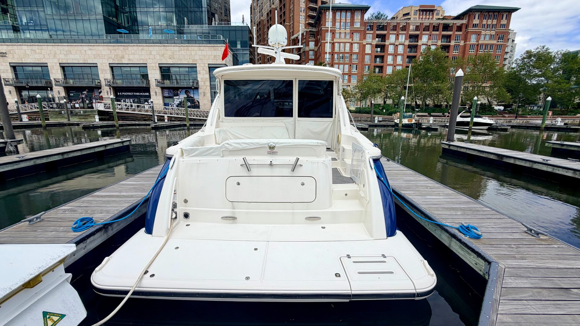 2009 Tiara Yachts 4300 Sovran - photo 3