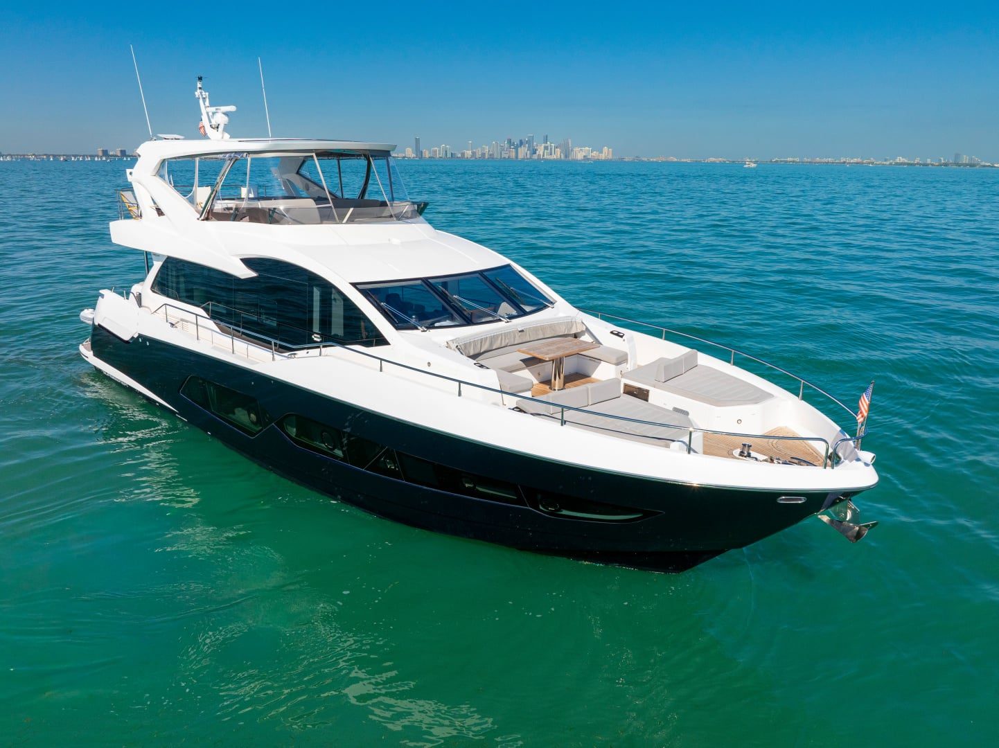 2020 Sunseeker 76 Yacht - photo 1
