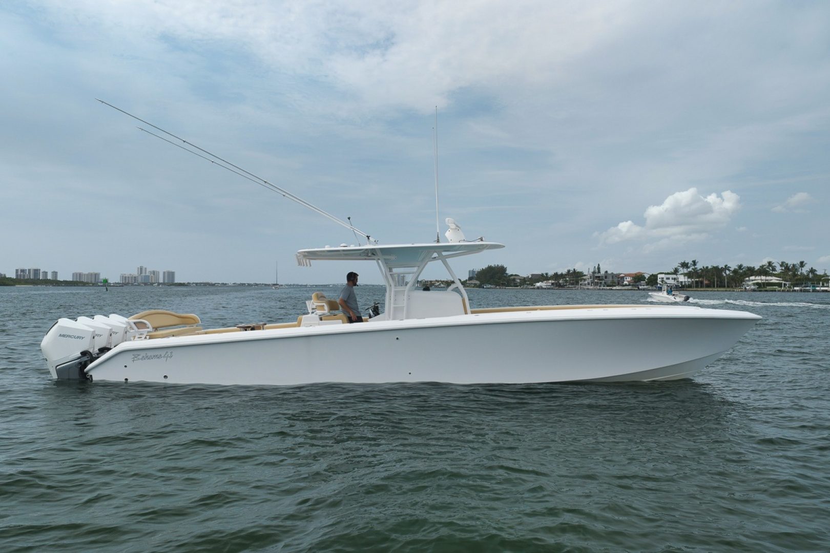 2020 Bahama 41 "Lifestyle" - photo 2