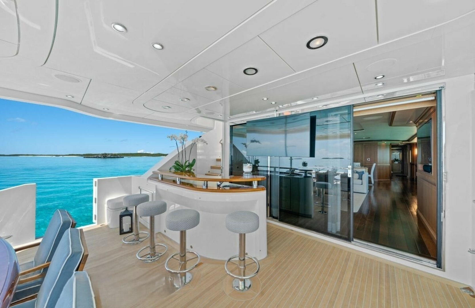 2009 Palmer Johnson Raised Pilothouse Flybridge - photo 3