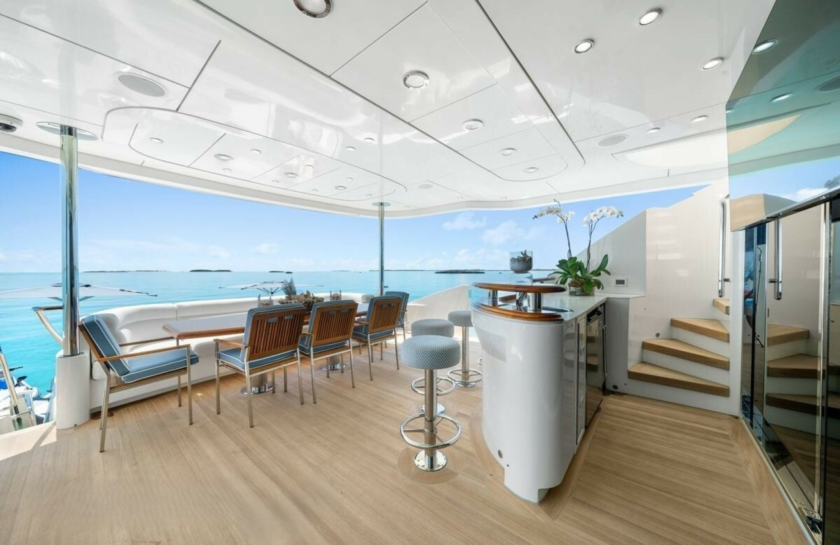 2009 Palmer Johnson Raised Pilothouse Flybridge - photo 2