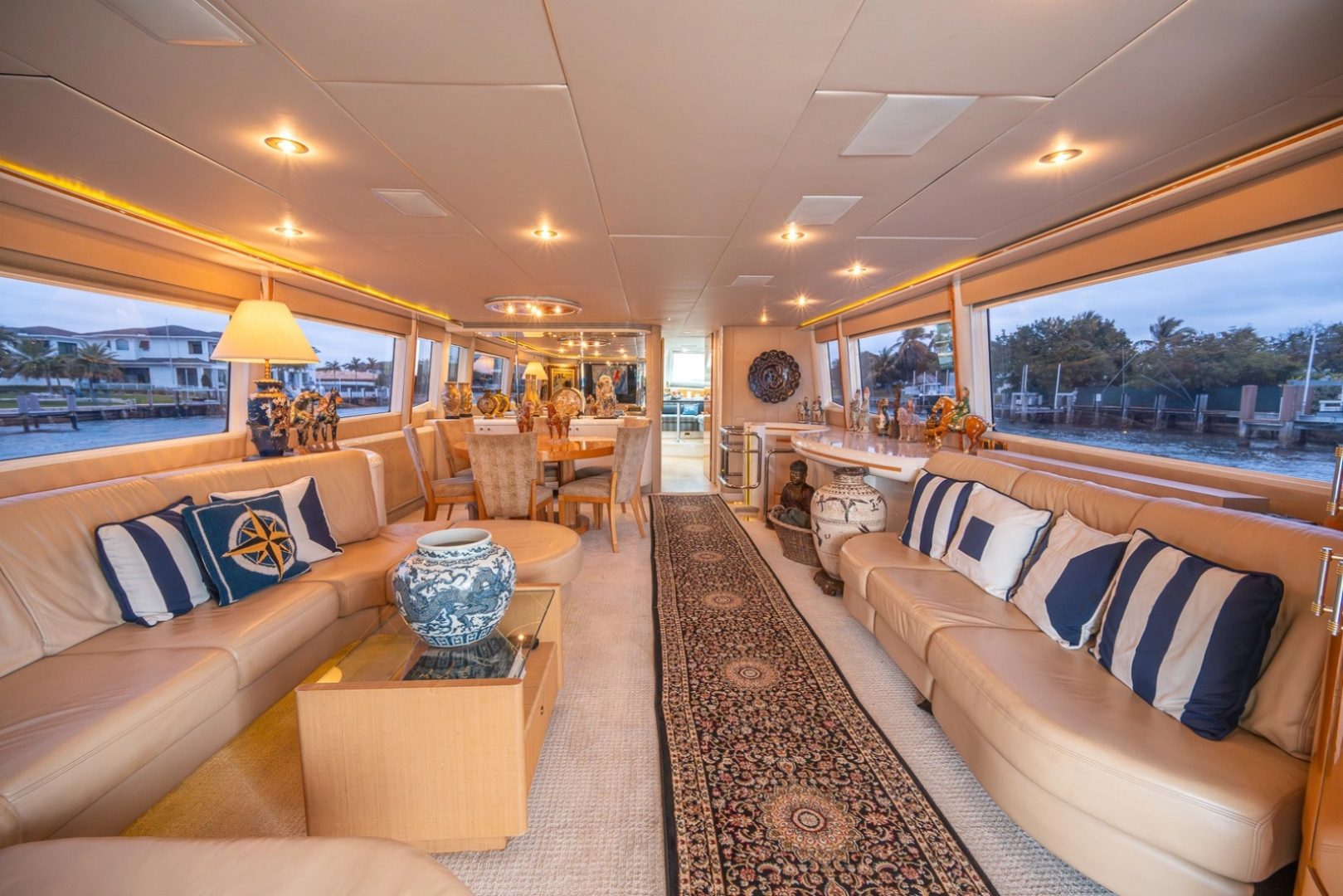2000 Lazzara Yachts Skylounge "DARE TO DREAM" - photo 2