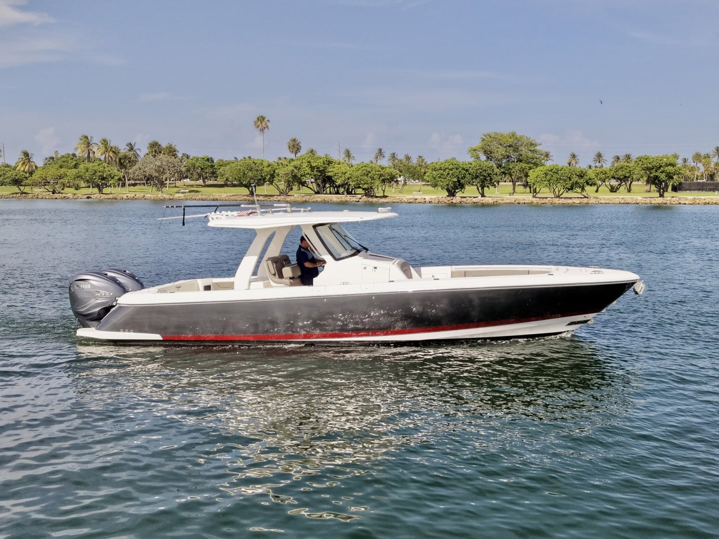 2019 Intrepid 345 Nomad SE - photo 1