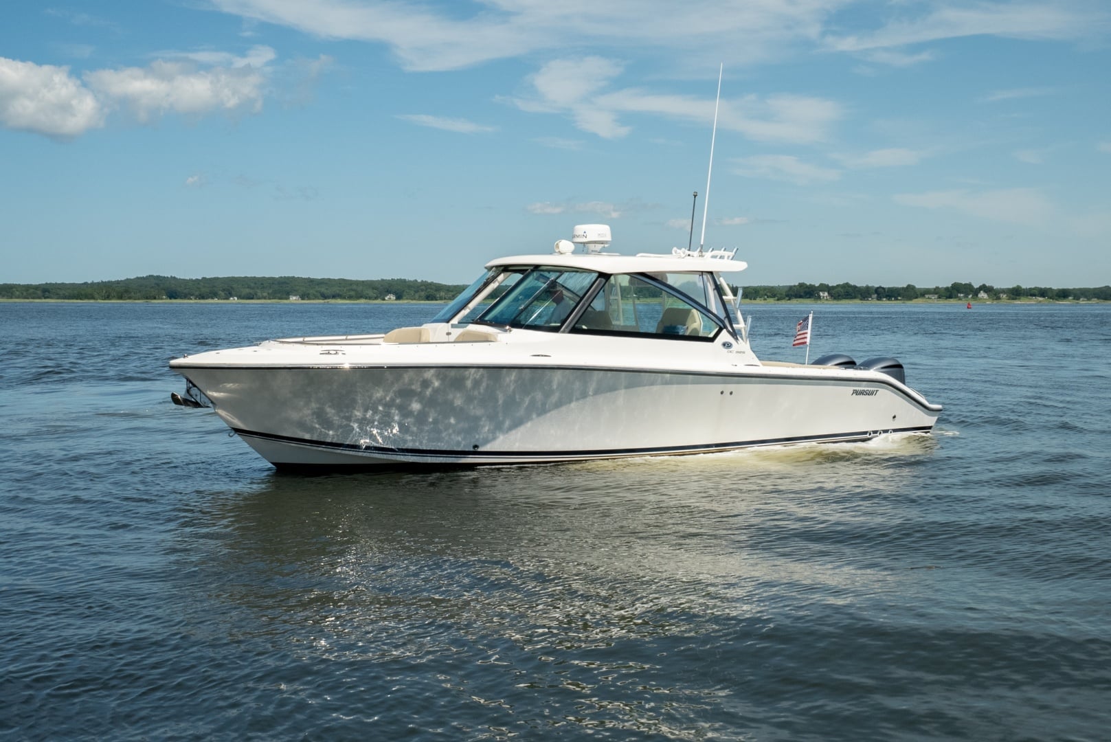 2018 Pursuit 325 DC "All Square" - photo 1