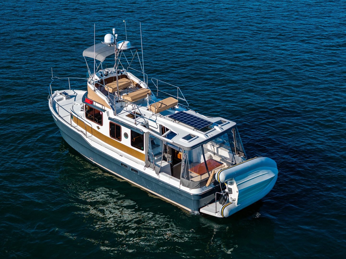 2016 Ranger Tugs R-31 CB "Cadence" - photo 3