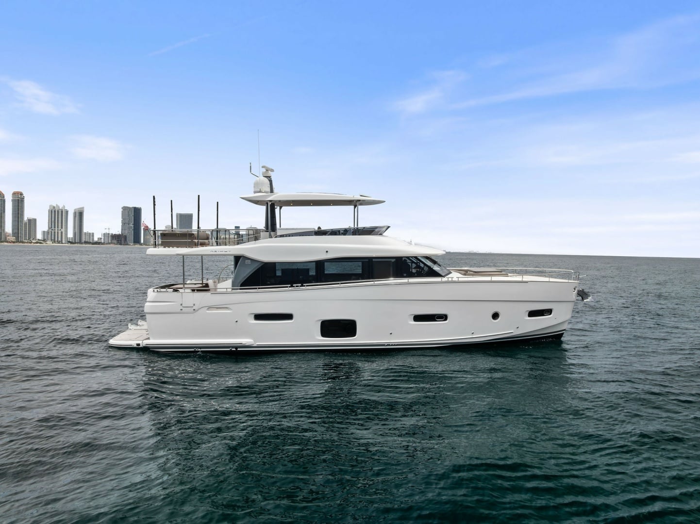 2021 Azimut Magellano 66 "BACKSTAGE" - photo 1