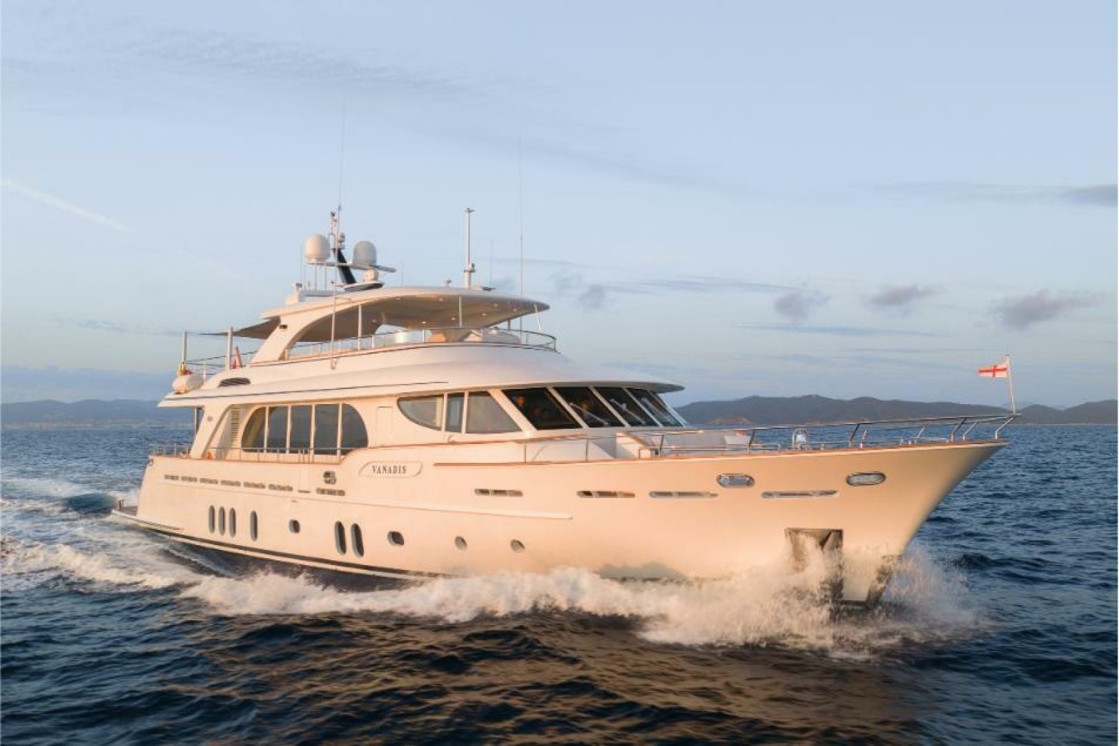 2019 Cerri Cantieri Navali Custom 31 Hybrid "VANADIS" - photo 3