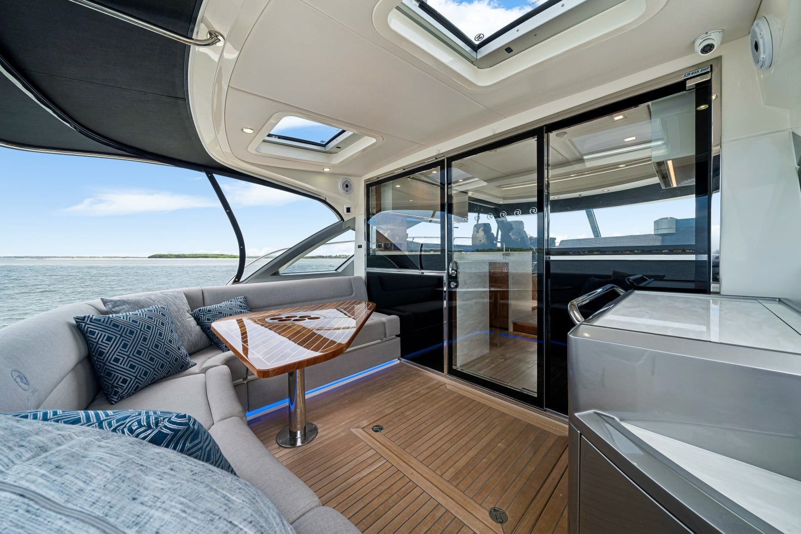 2023 Riviera 4600 Sport Yacht "FAMILY BUSINESS" - photo 2