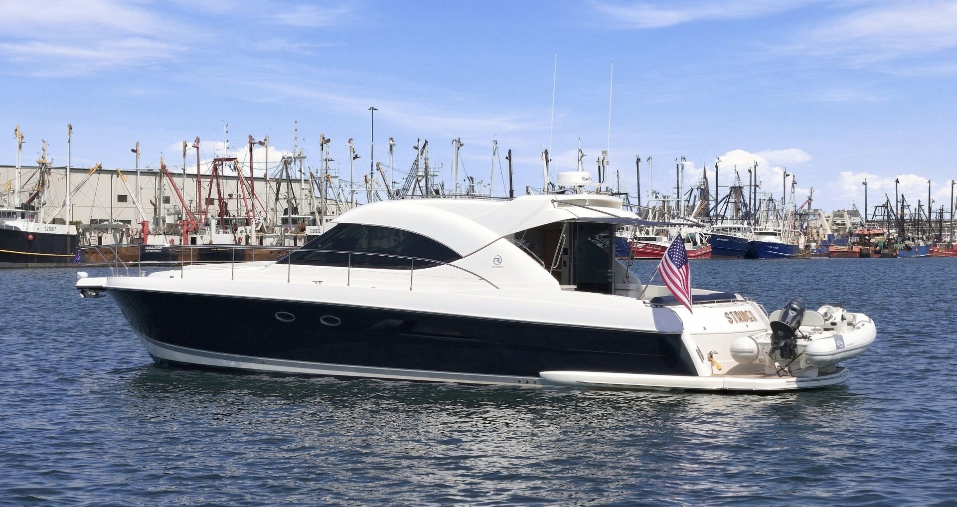 2009 Riviera 4700 Sport Yacht "Strider" - photo 2
