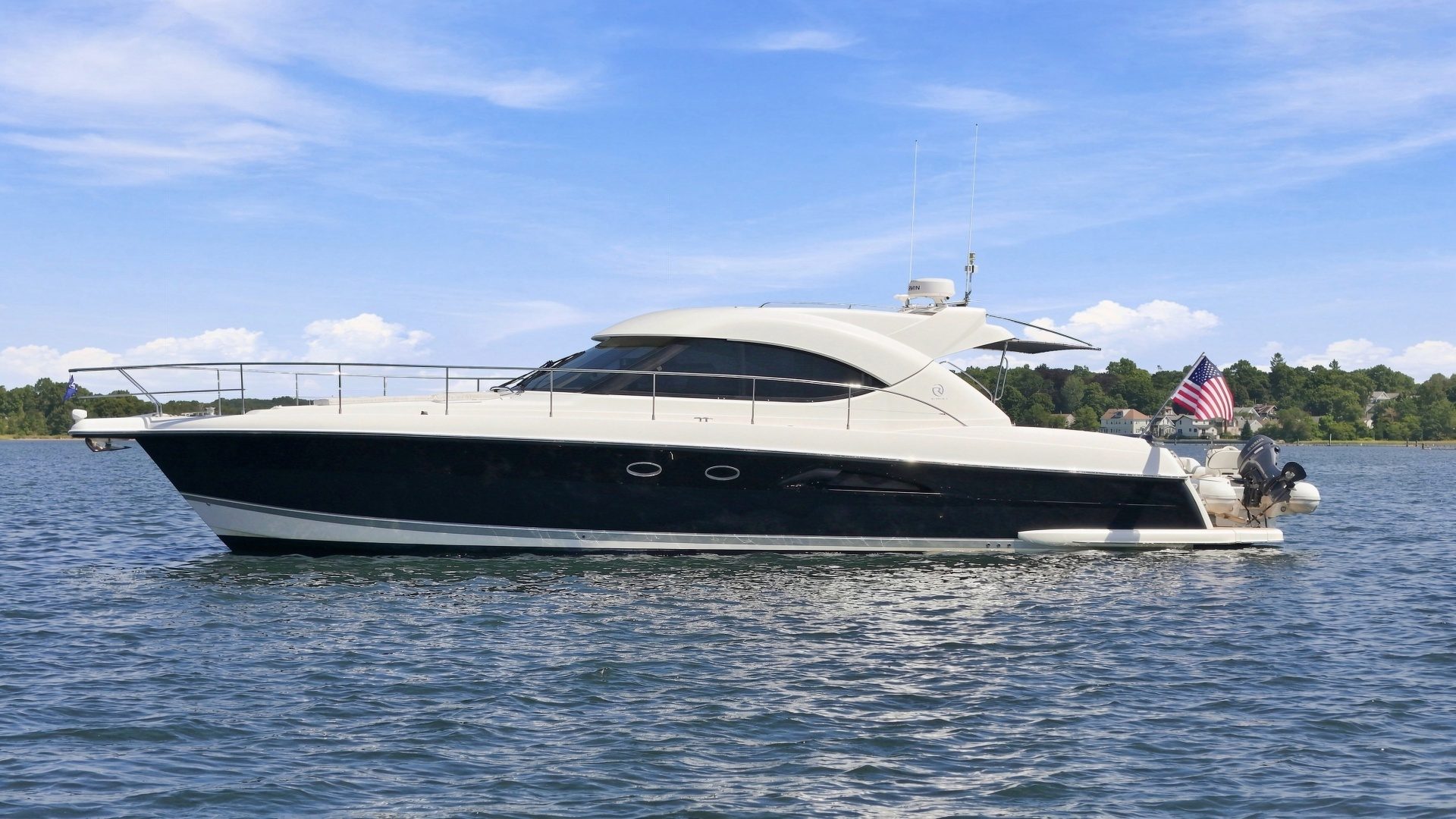 2009 Riviera 4700 Sport Yacht "Strider" - photo 1