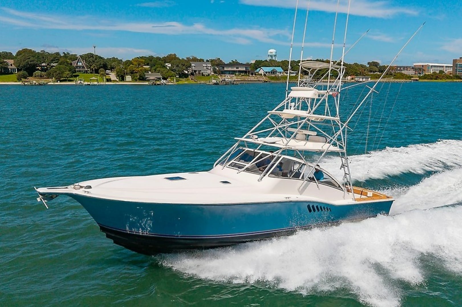 2004 Albemarle 410 Express "Full Coverage" - photo 1