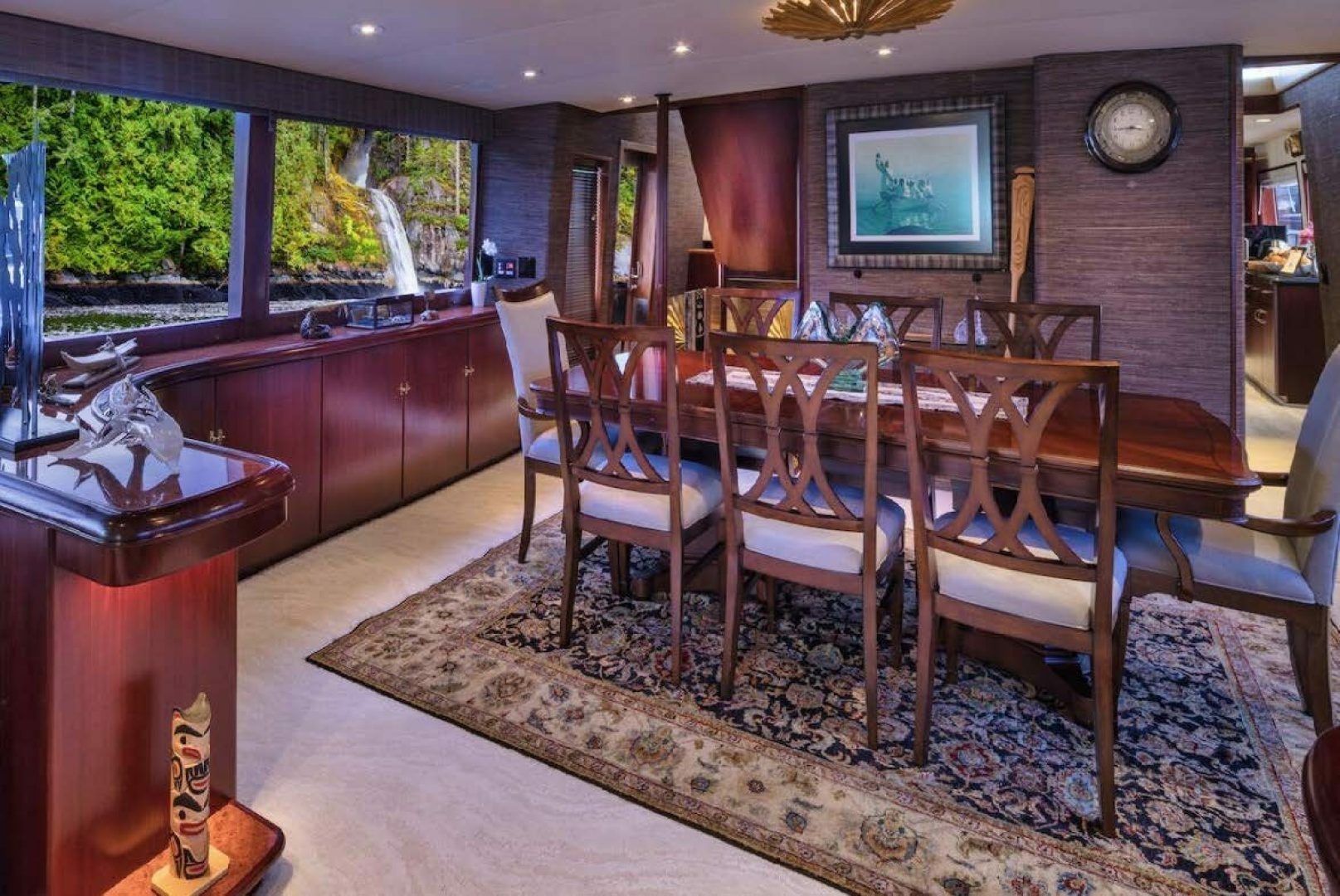 1998 Broward Pilothouse "BLACKWOOD" - photo 3