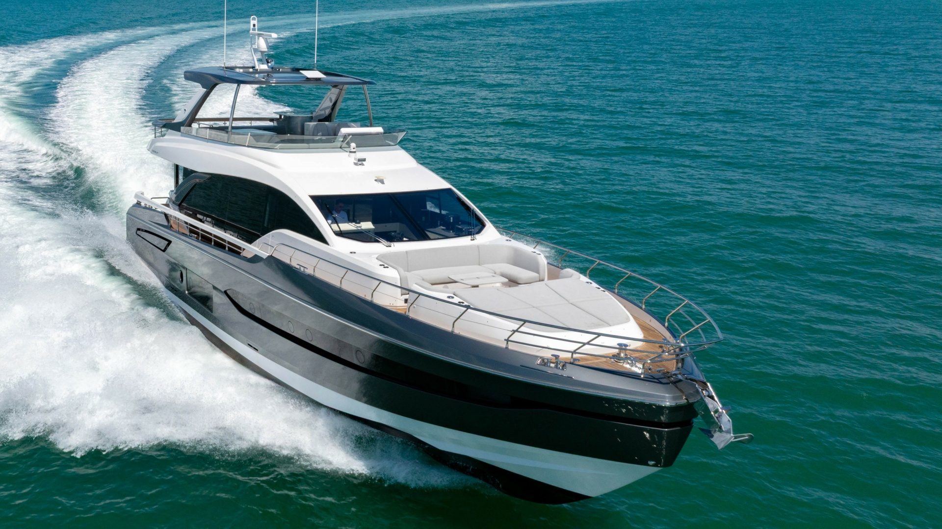 2025 Azimut FLY 78 - photo 2