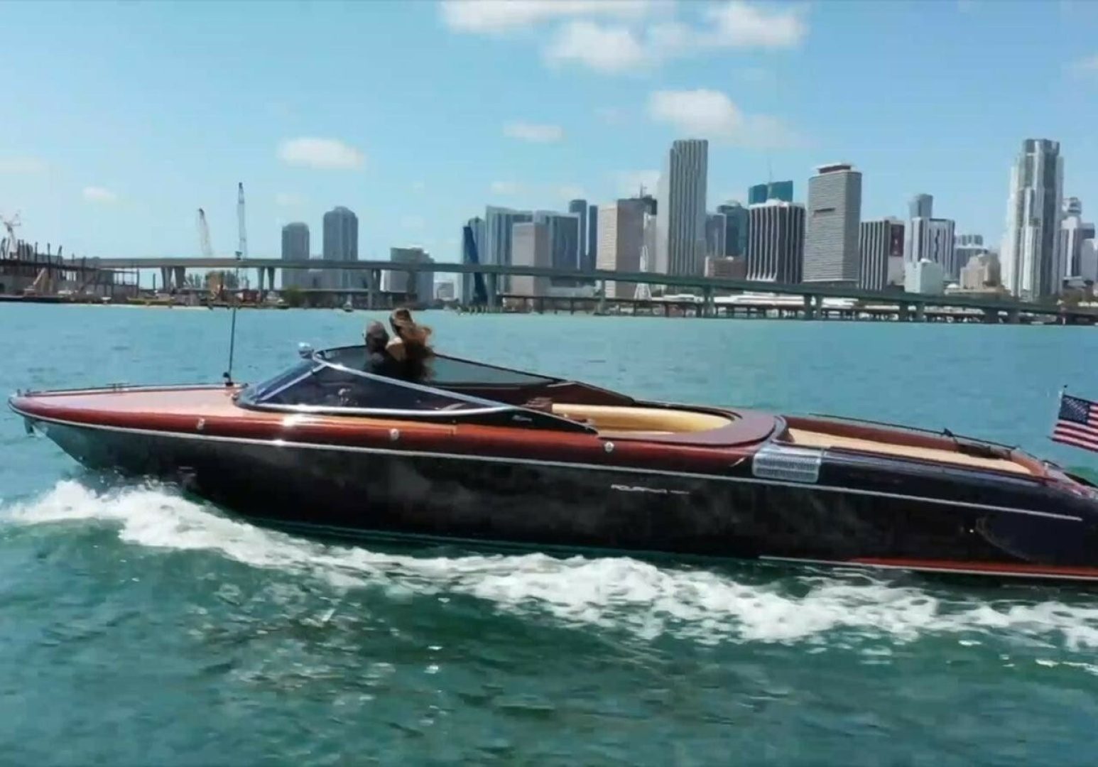 2009 Riva 33 Aquariva "MERCY" - photo 2