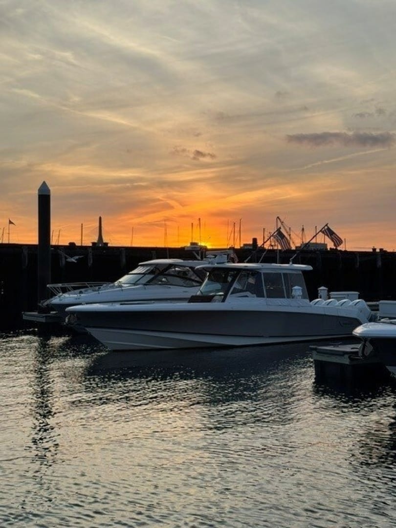 2021 Boston Whaler 380 Outrage "TOOTH AND NAIL" - photo 2
