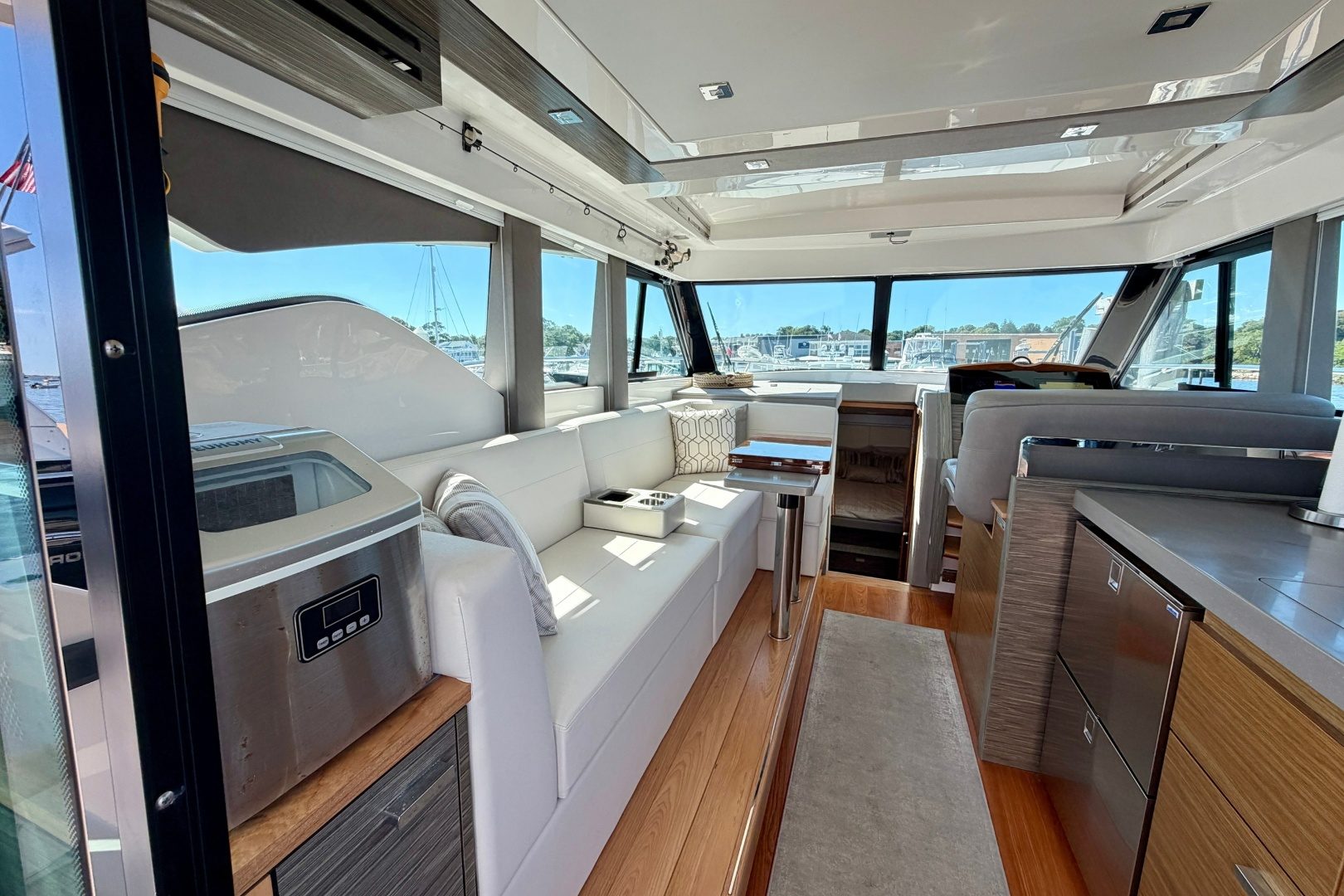 2020 Tiara Yachts C39 Coupe "Sea GARR" - photo 3