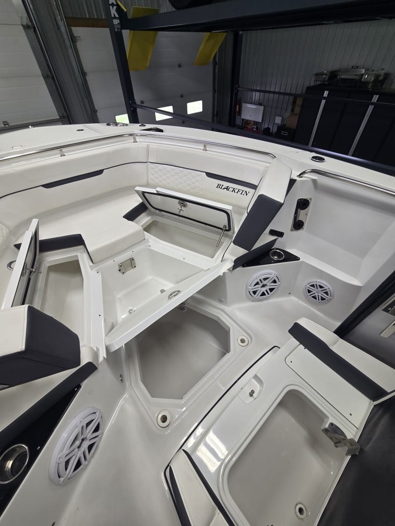 2023 Blackfin 272 CC - photo 2