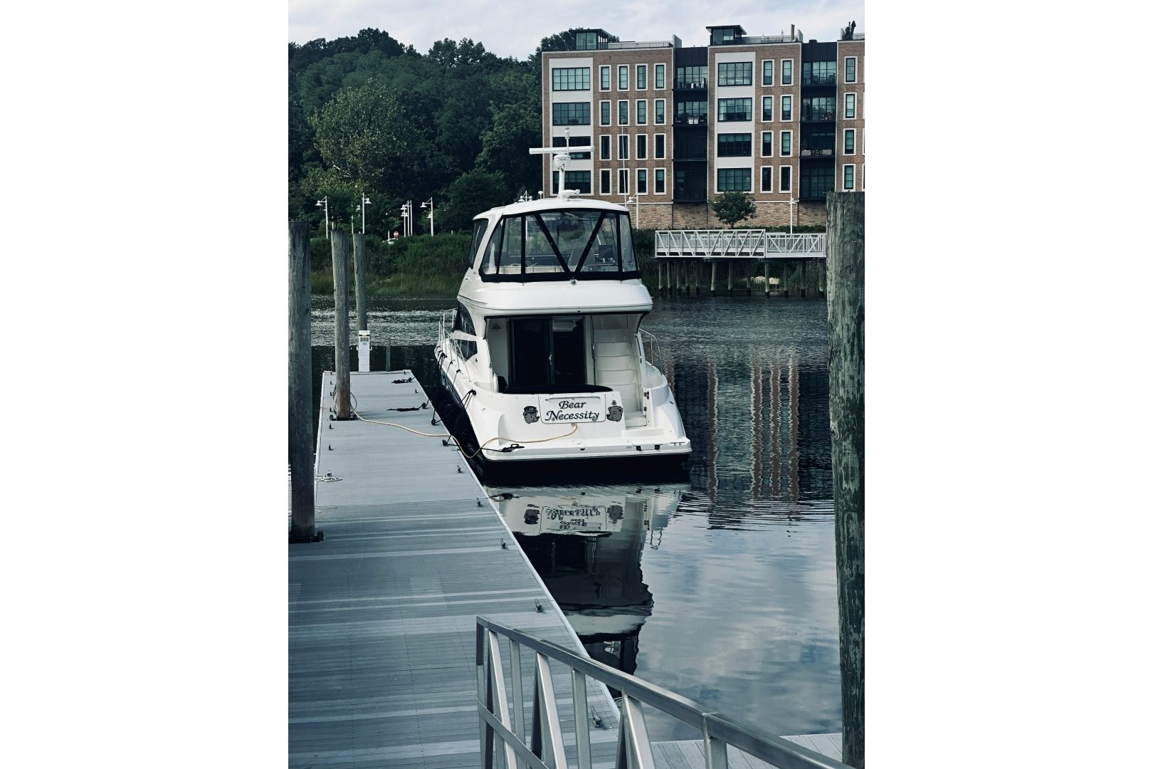 2012 Meridian 441 Sedan "Bear Necessity" - photo 3