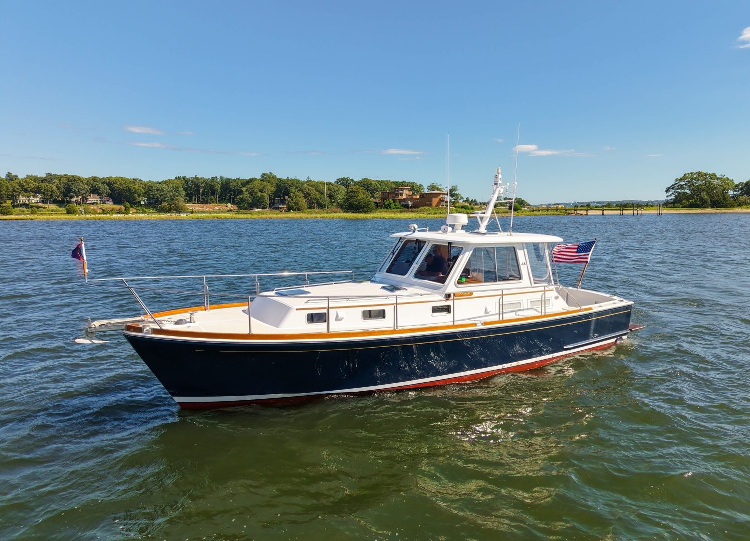 2003 Grand Banks 38 Eastbay HX "Candide" - photo 3