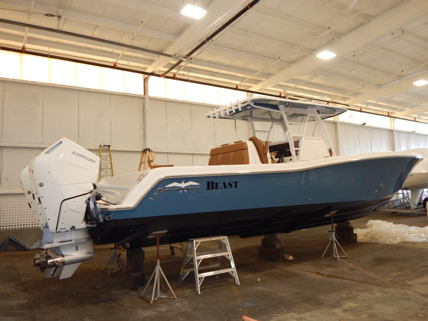 2024 Invincible 39 Open Fisherman "The Beast" - photo 2