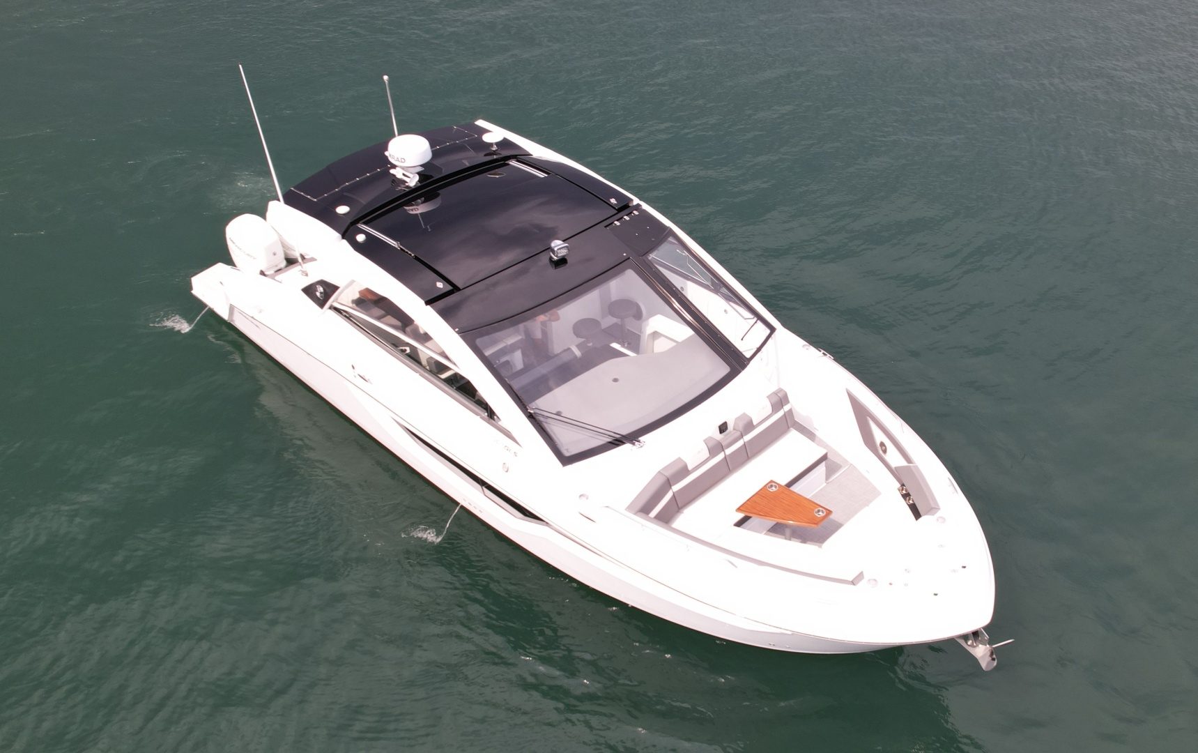2021 Cruisers Yachts 42 GLS OB "Playbook" - photo 3