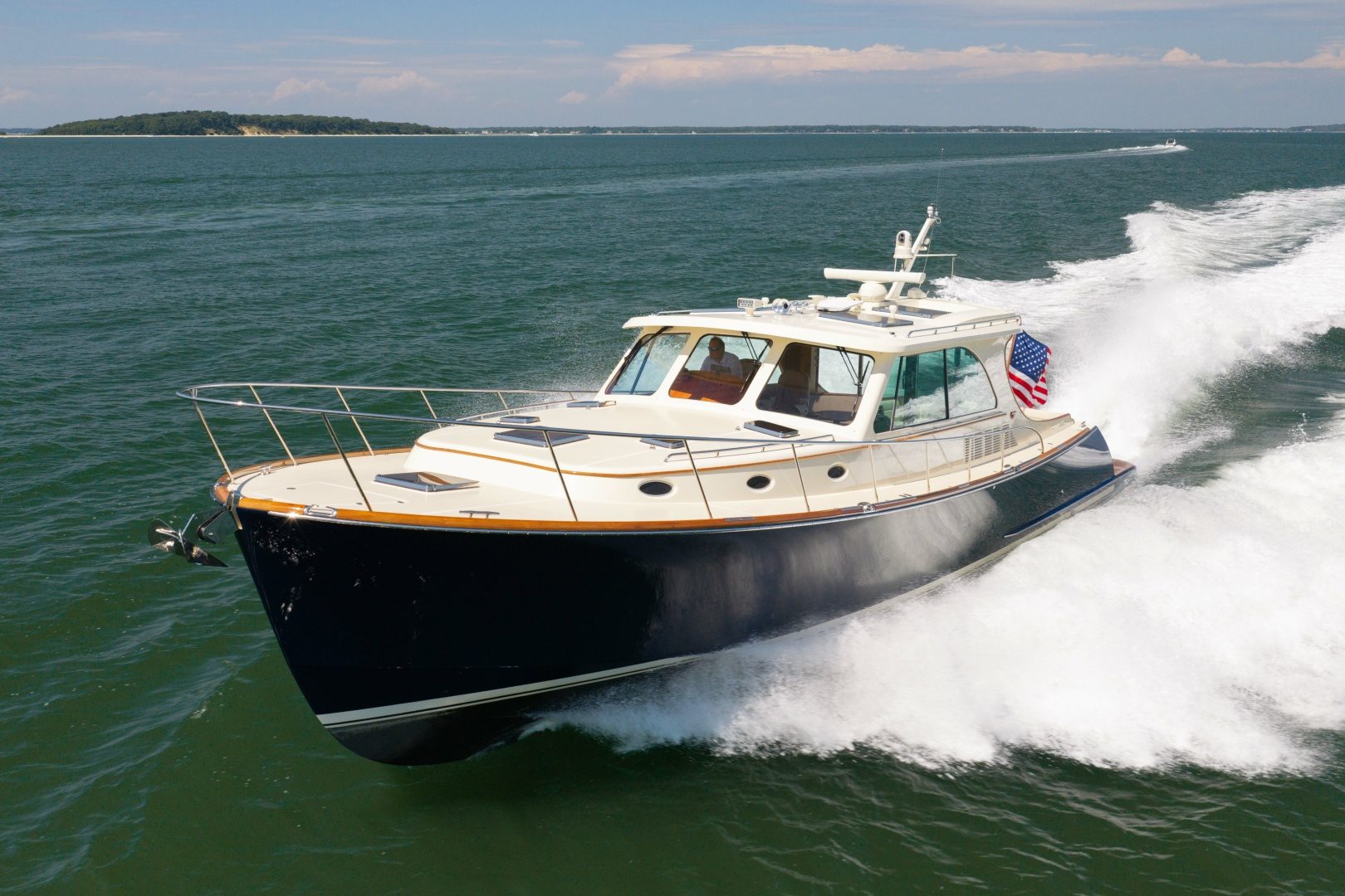 2022 Hinckley Talaria 48 MKII "TURQUOISE name reserved" - photo 3