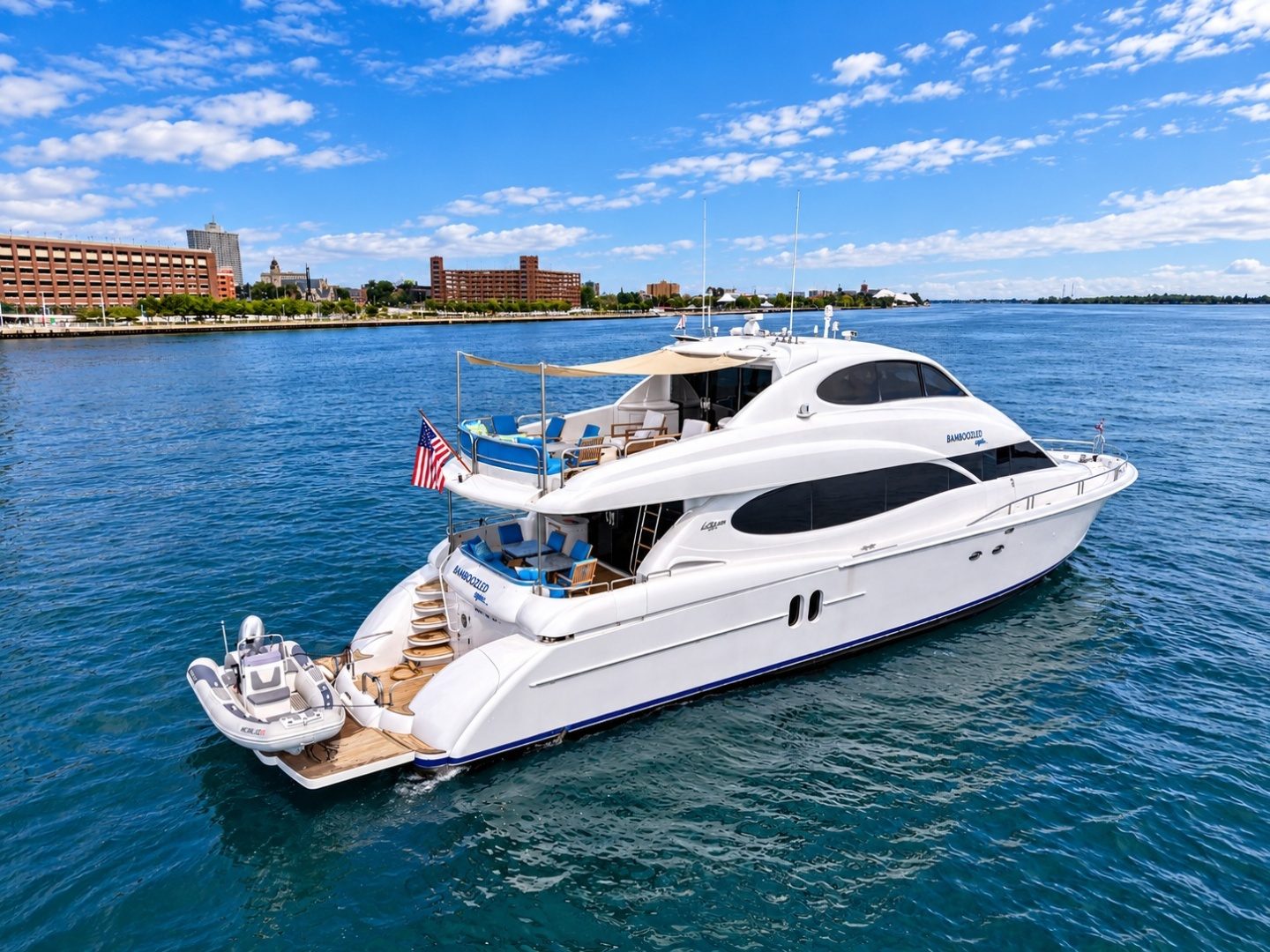 2002 Lazzara Yachts 80 Skylounge "Bamboozled Again" - photo 3