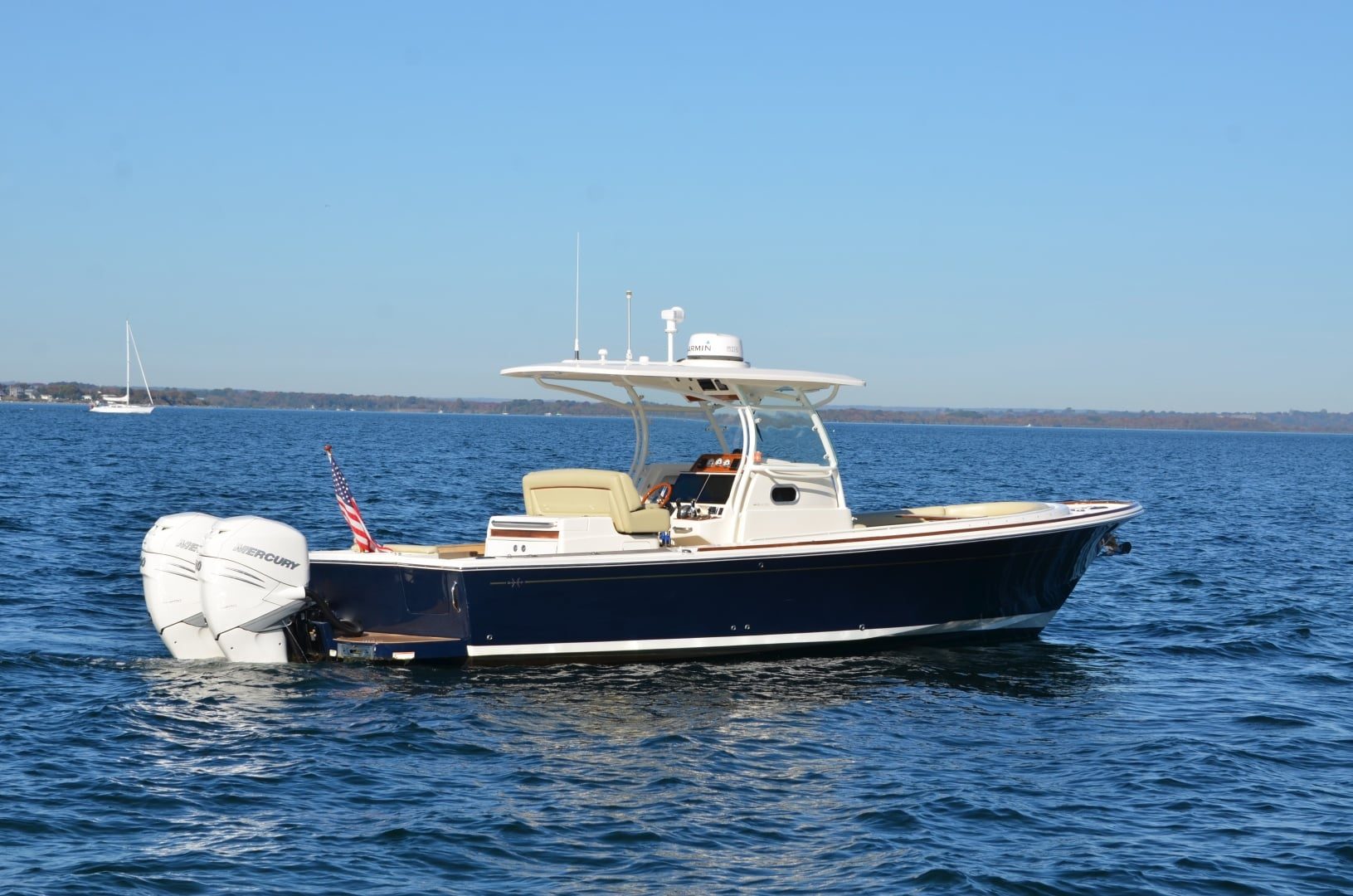 2018 Hunt Yachts 32 CC "POPOVER" - photo 2