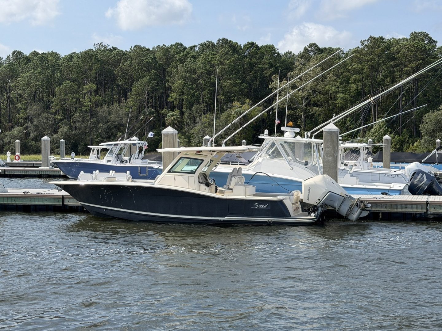 2021 Scout 305 LXF - photo 2