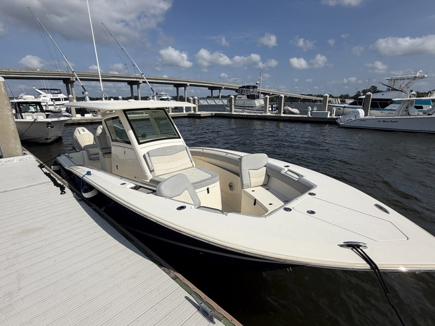 2021 Scout 305 LXF - photo 3
