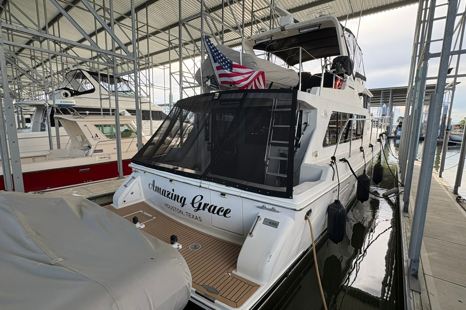 2003 Symbol 50 Pilothouse "Amazing Grace" - photo 1