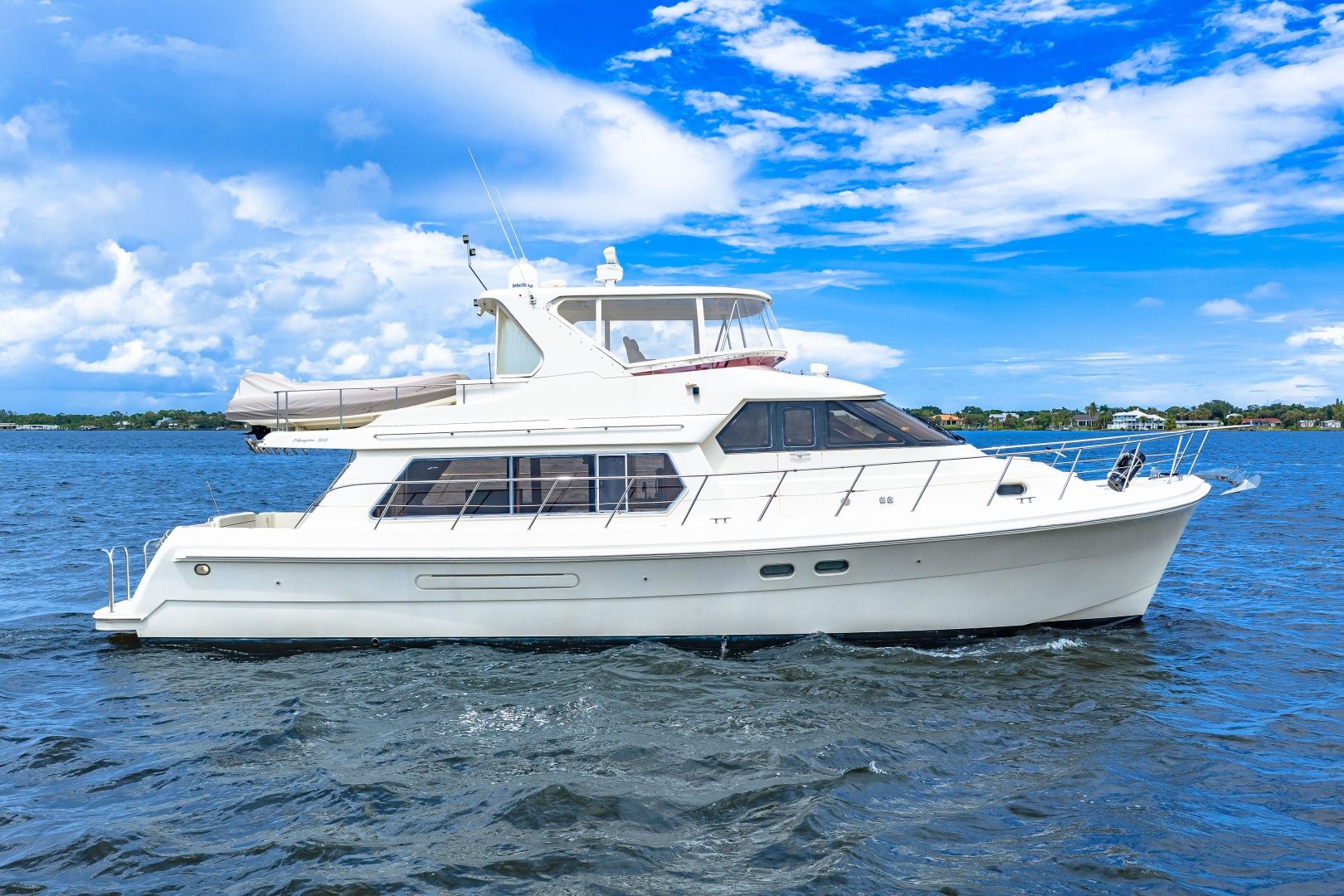2005 Hampton 558 Pilothouse "Phoenix" - photo 2