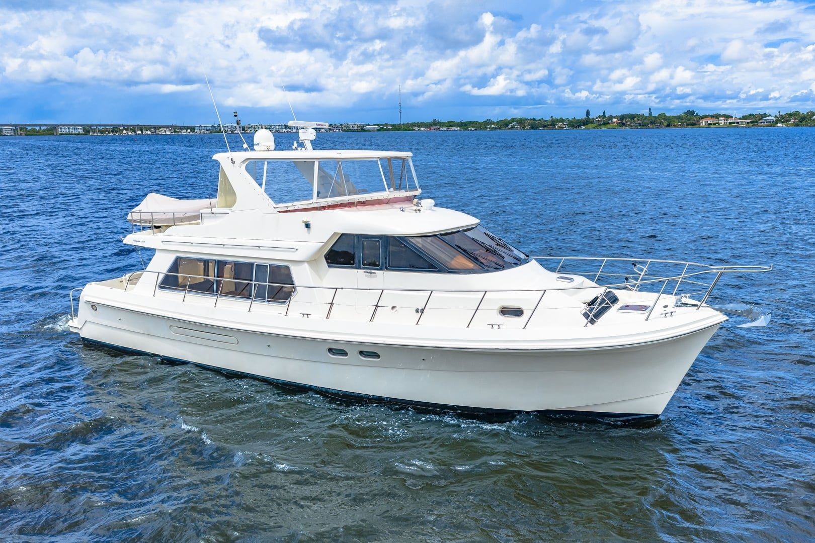 2005 Hampton 558 Pilothouse "Phoenix" - photo 3