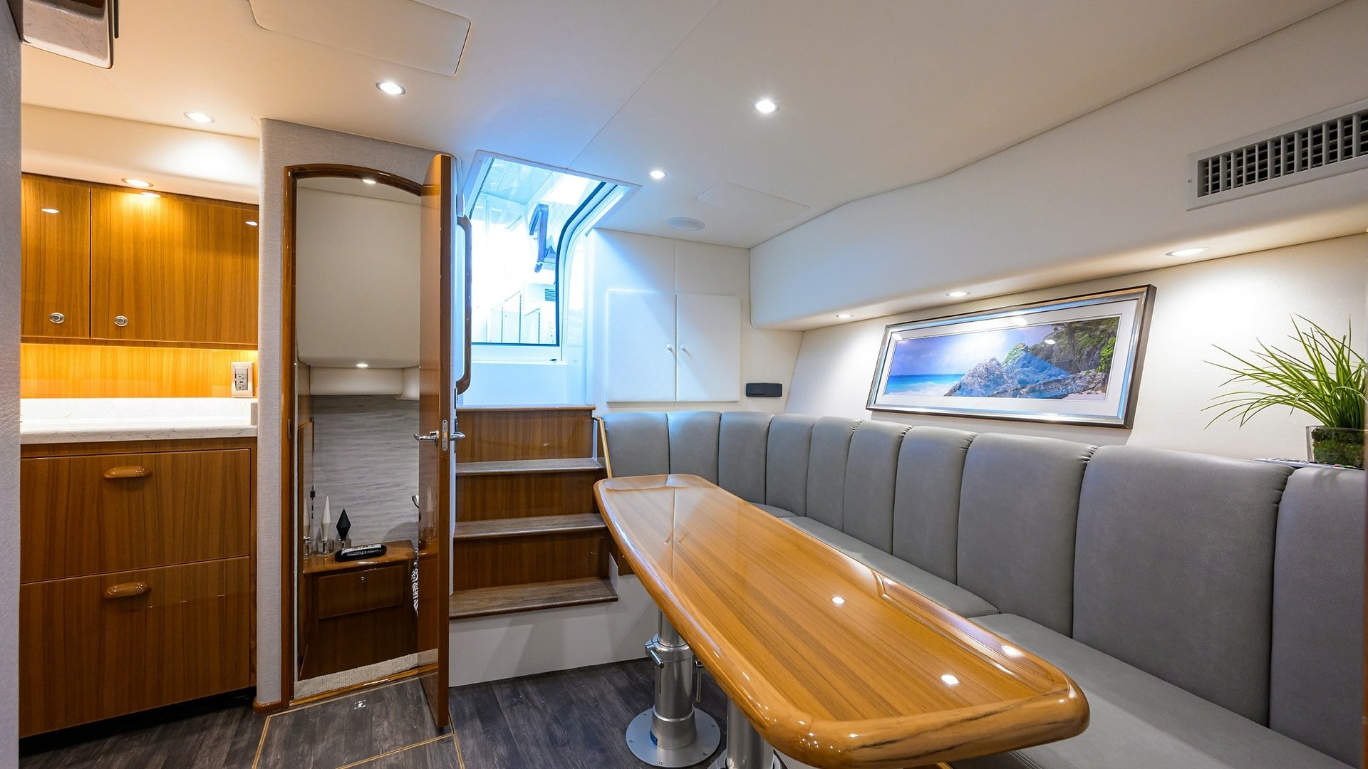2022 Viking 44 Open "Chelsea Hunter" - photo 3