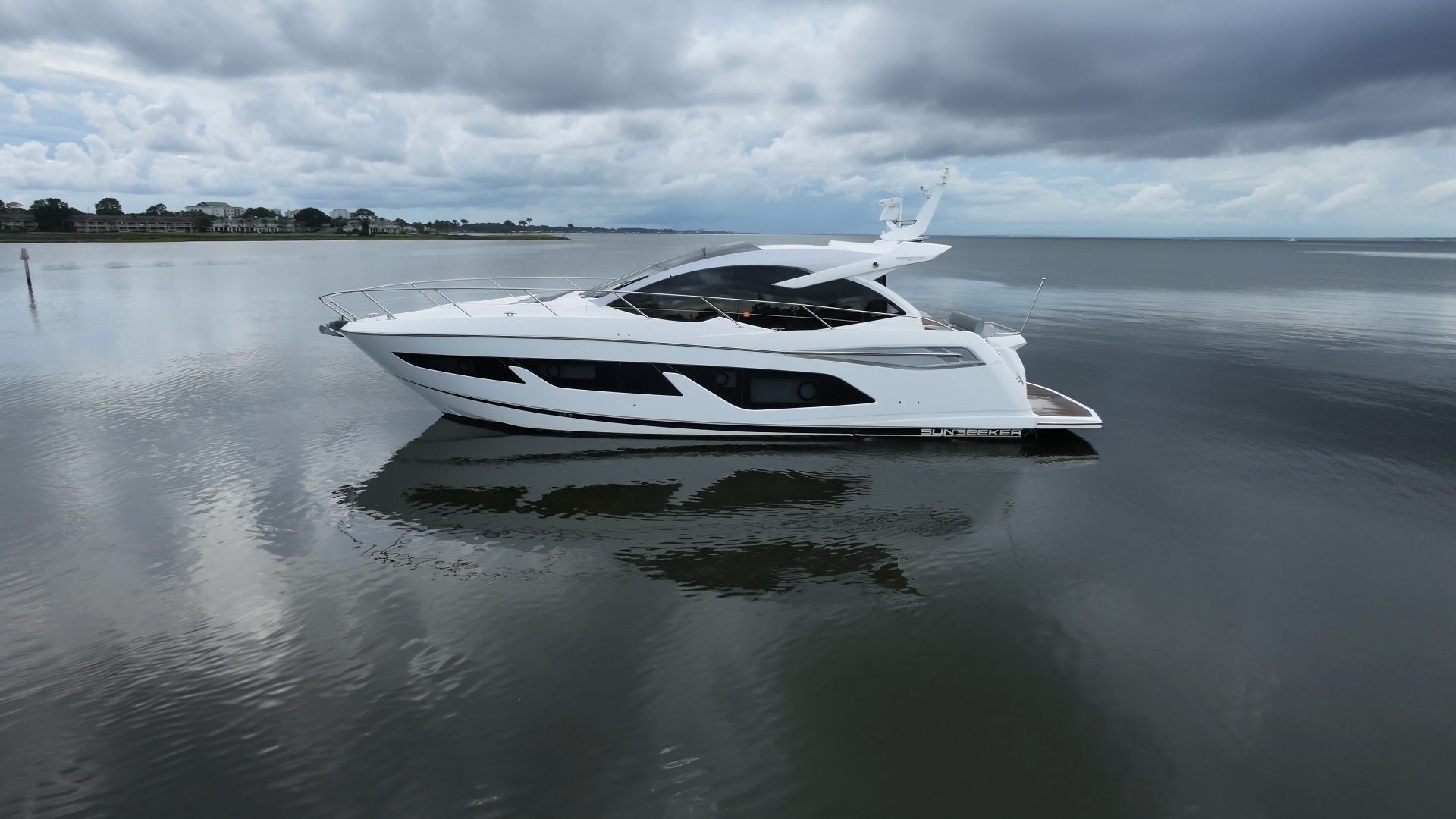 2020 Sunseeker 50 Predator - photo 1