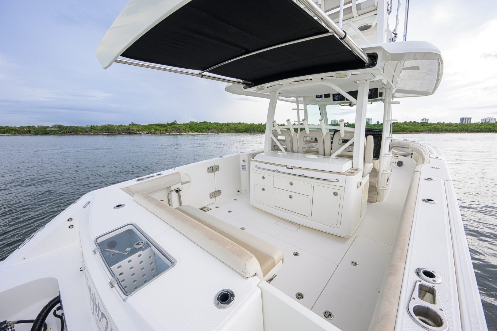 2018 Boston Whaler 380 Outrage - photo 3