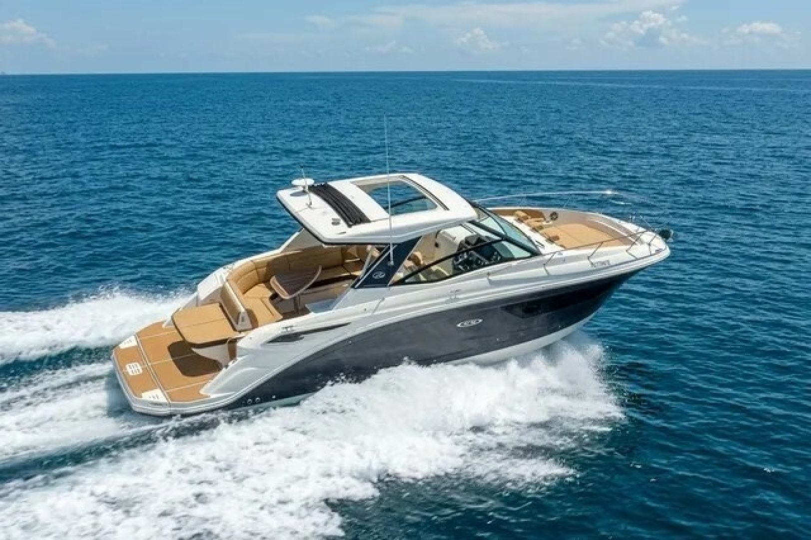 2020 Sea Ray Sundancer 320 - photo 3