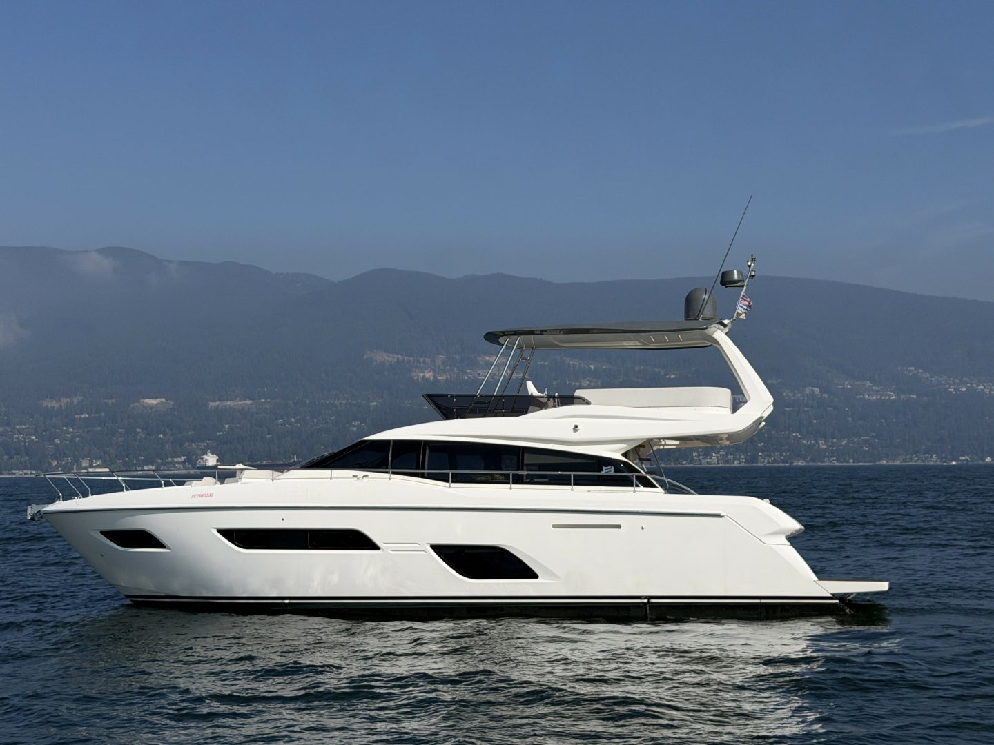 2020 Ferretti Yachts 550 Fly - photo 3